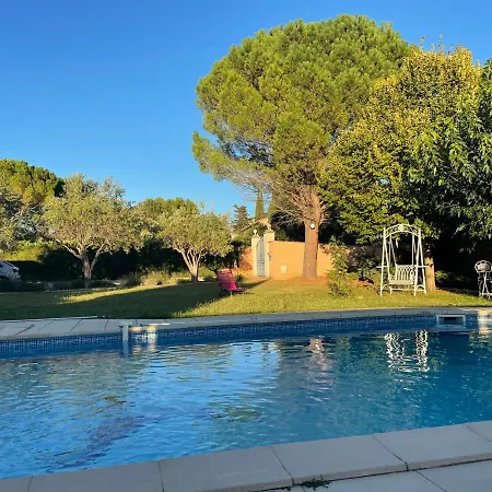 Et Maisonnette Provencales